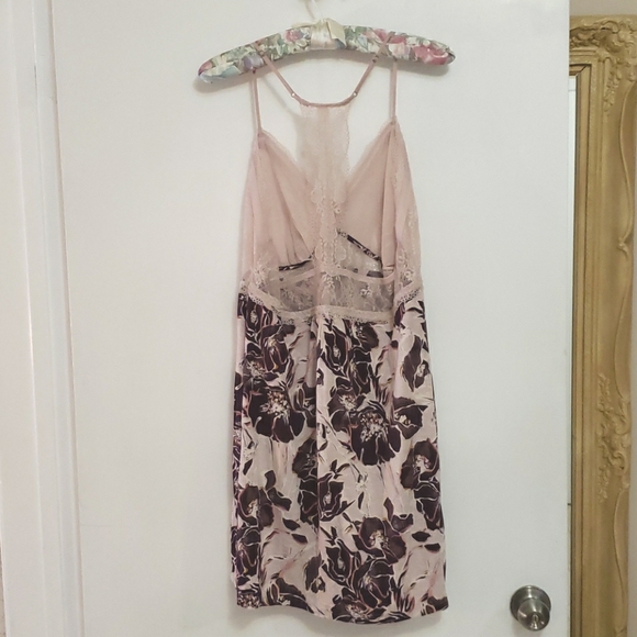 M&S nightie Rosie for Autograph floral & lace nightie - Picture 2 of 9